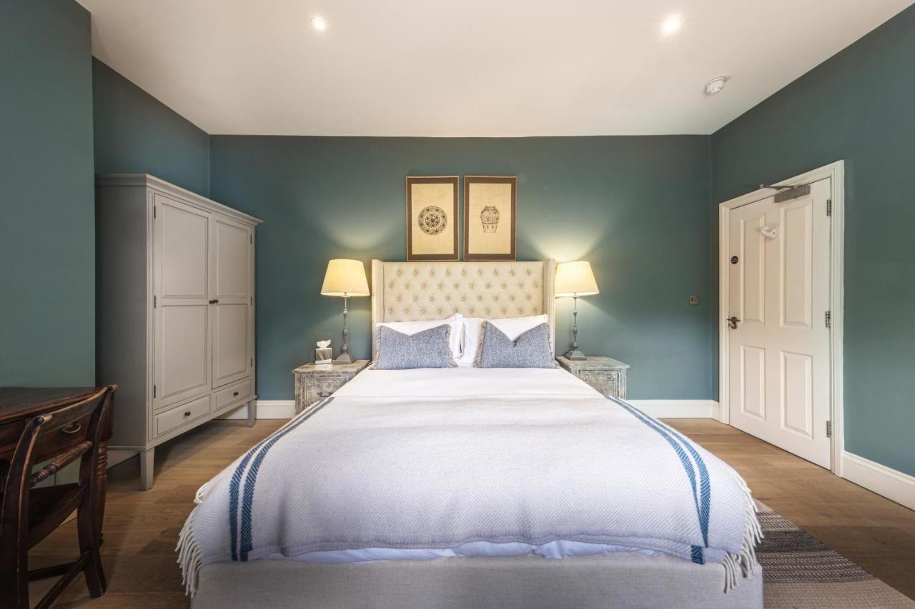 The Packhorse Inn Ньюмаркет Экстерьер фото