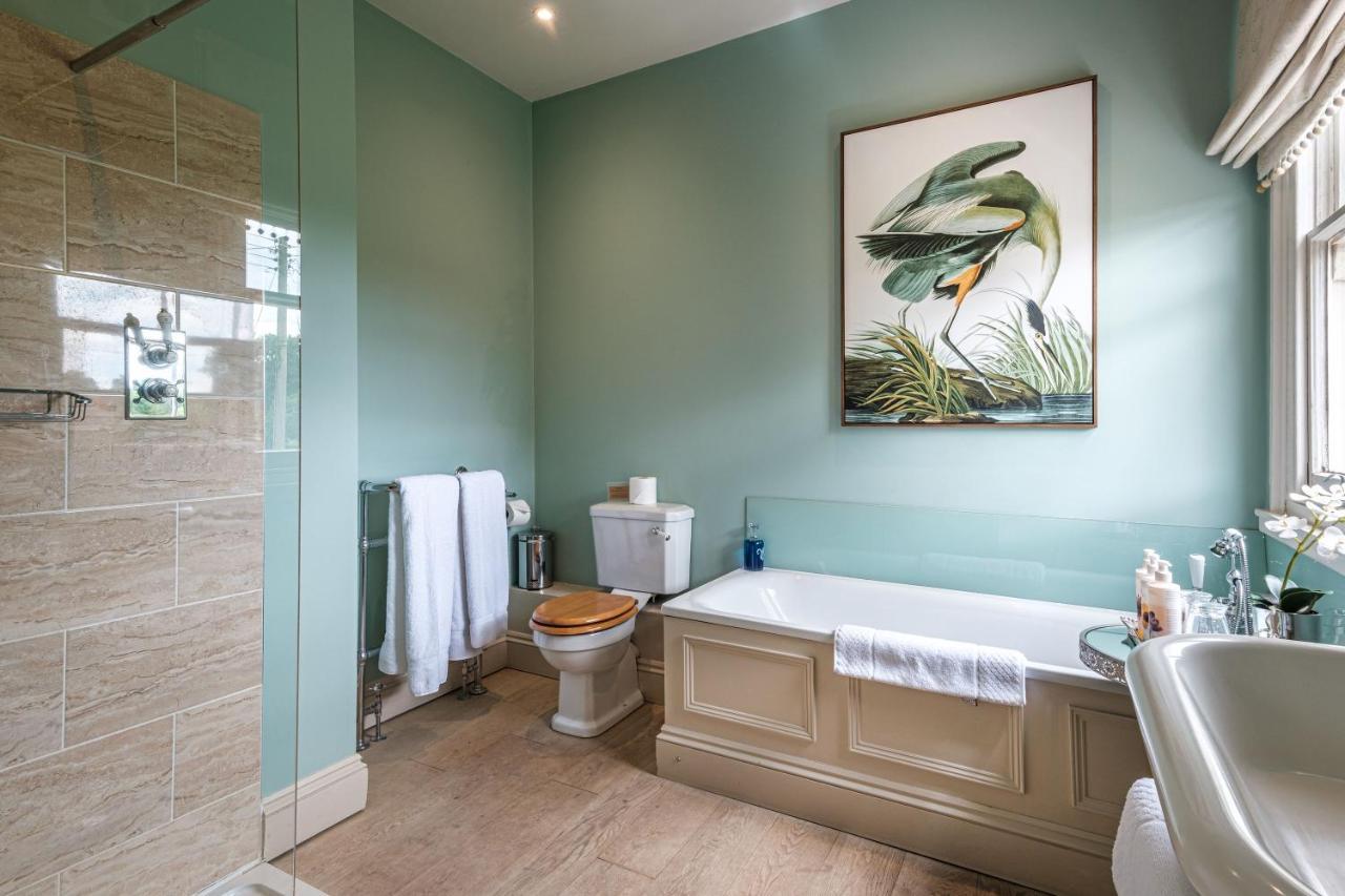 The Packhorse Inn Ньюмаркет Экстерьер фото