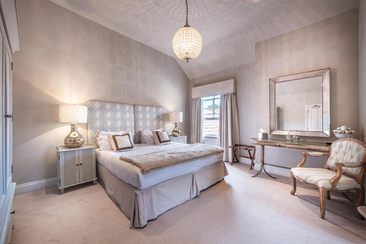 The Packhorse Inn Ньюмаркет Экстерьер фото