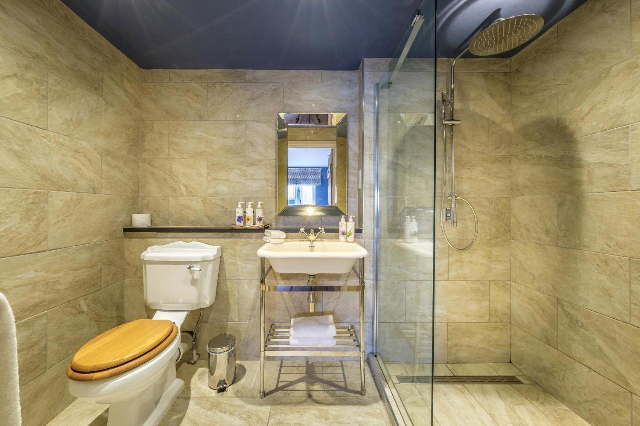The Packhorse Inn Ньюмаркет Экстерьер фото